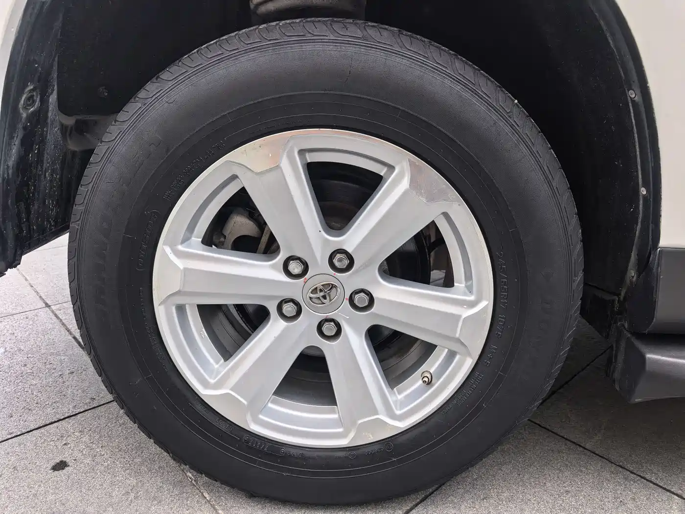 Toyota Highlander 2012 2.7L 2WD 5-seater Elite Edition фото 18