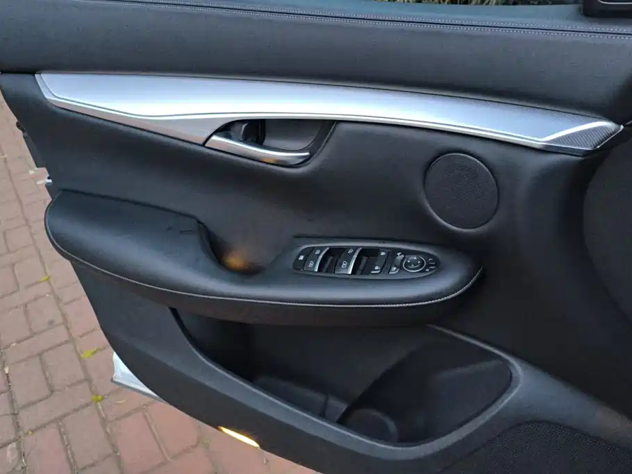Infiniti QX50 2023 2022 2.0T FWD Navigator Edition
