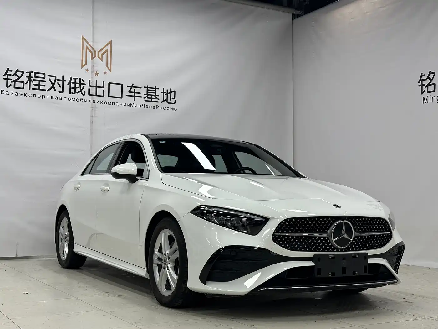 Mercedes-Benz A-Class 2023 A 180 L фото 3