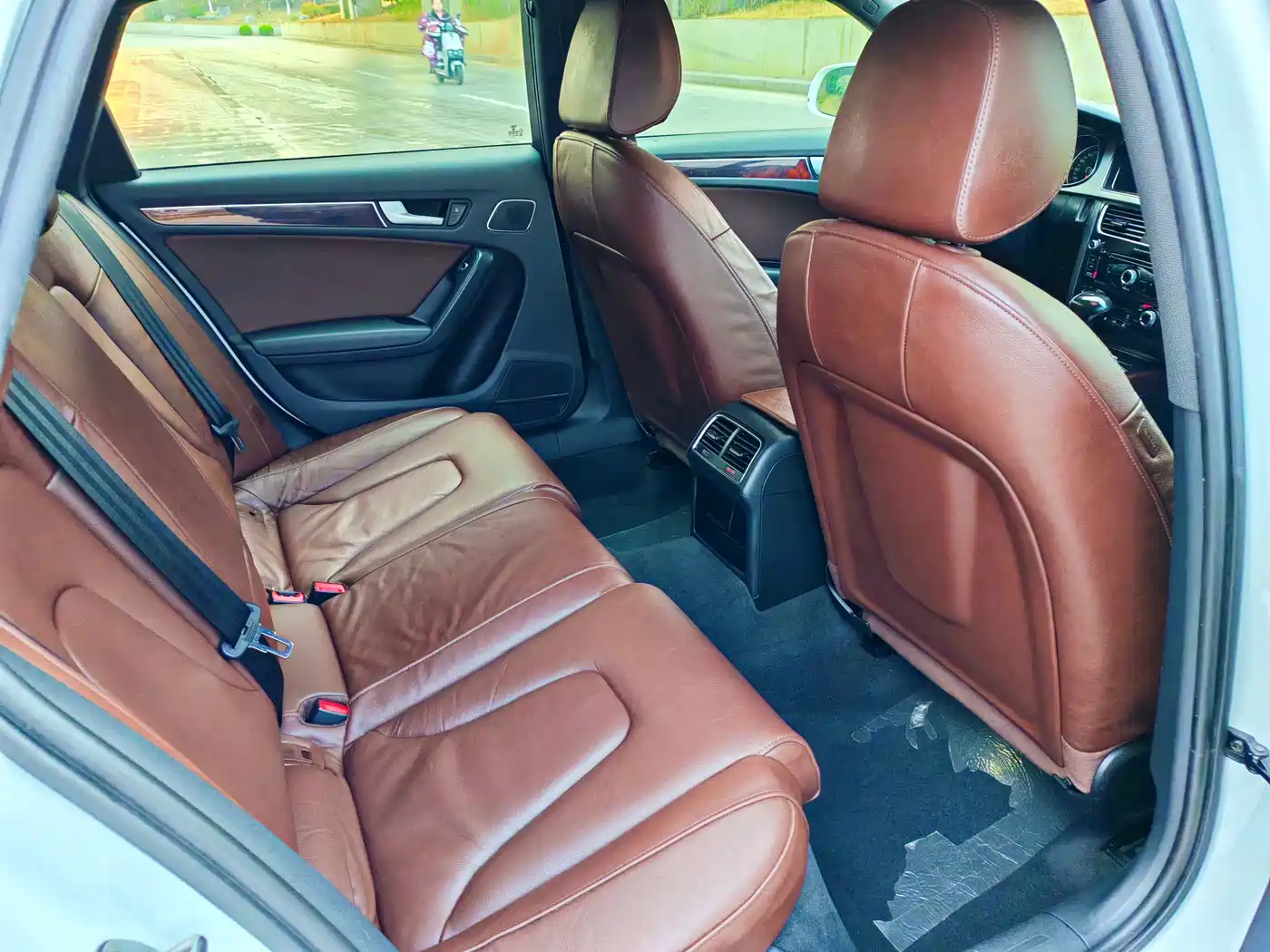 Audi A4L 2015 35 TFSI Auto Comfort фото 13