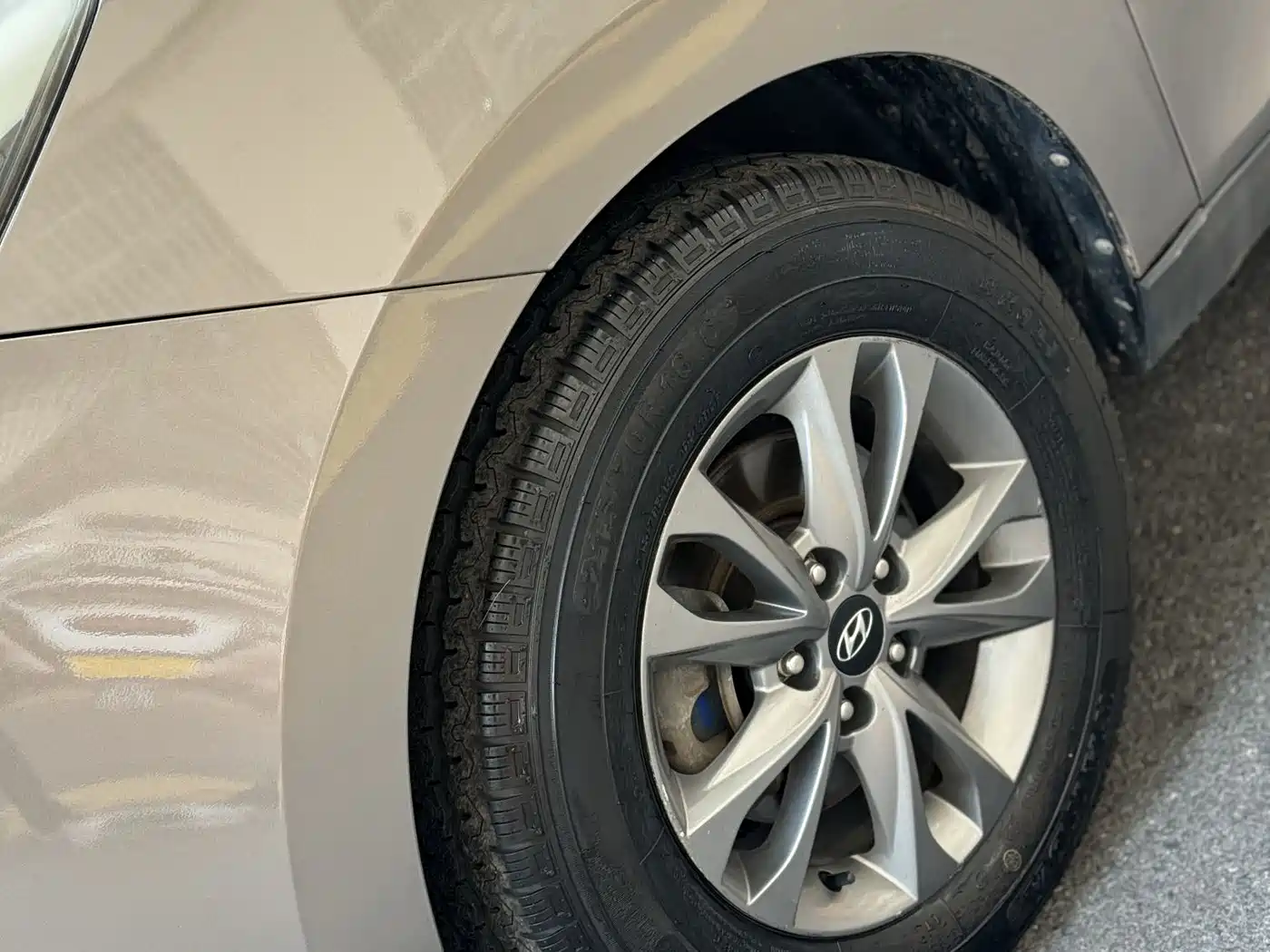 Hyundai Beijing Hyundai ix35 2013 2.0L Automatic 2WD Comfort GL China IV фото 3