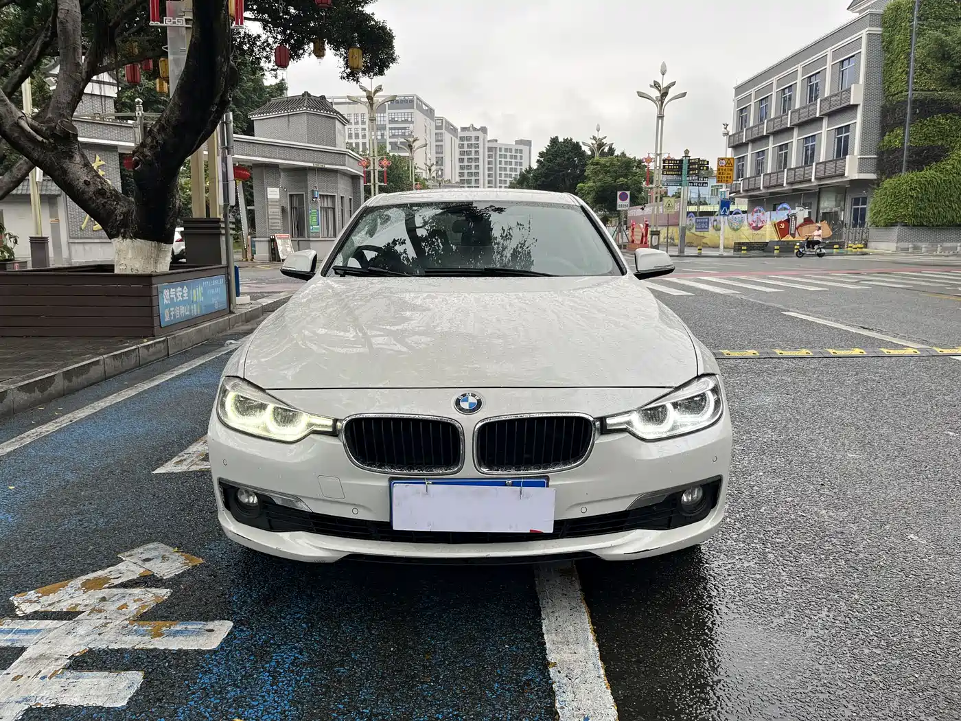 BMW 3 Series 2016 320Li Progressive фото 2