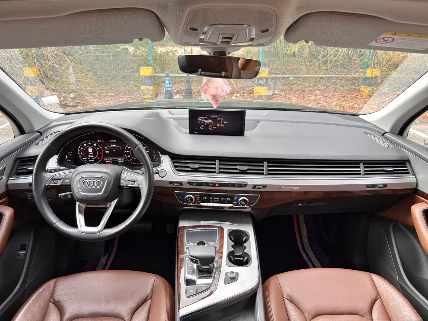 AUDI Q7