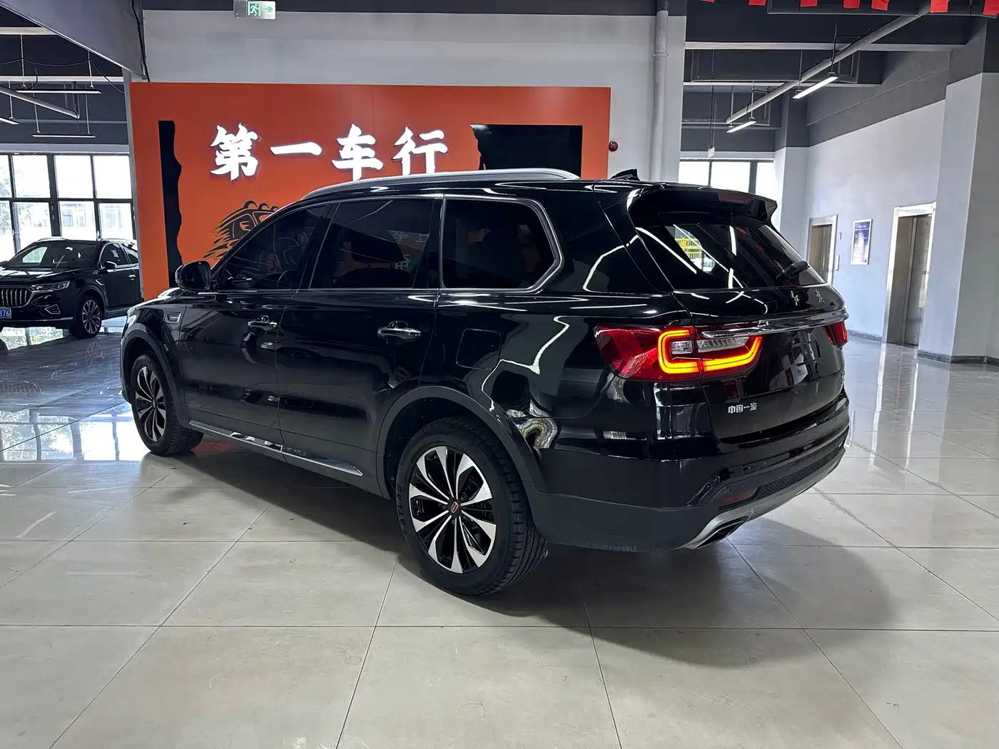 Hongqi HS7 2021 2.0T DCT FWD Smart Connect Qi Xiang Edition фото 4