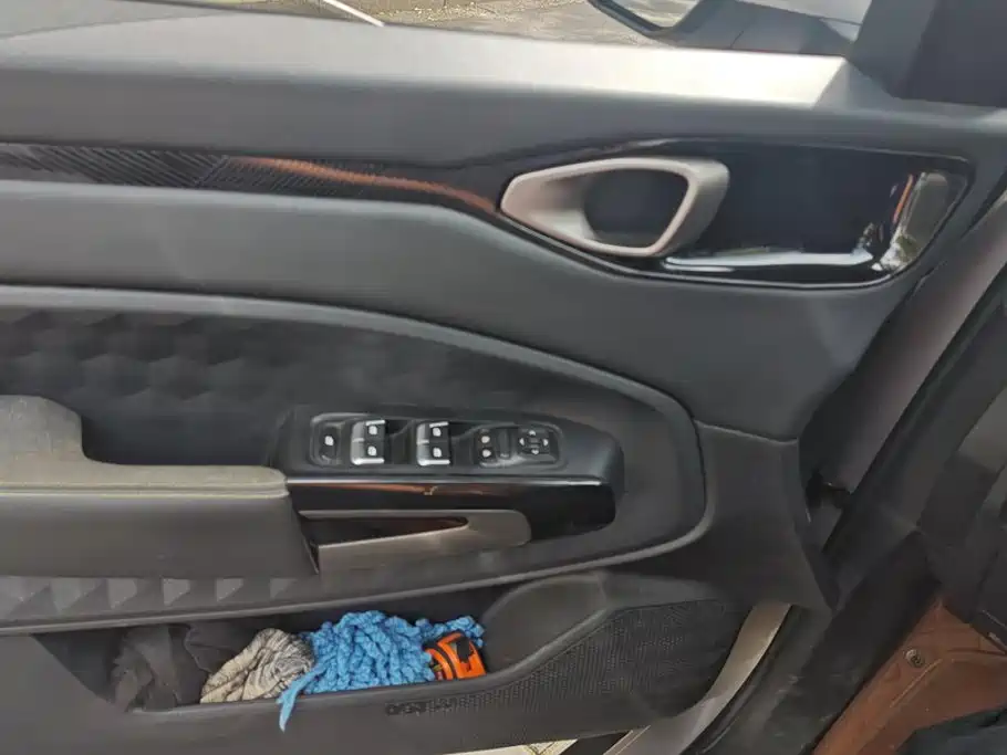 Baojun RM-5 2020 2019 1.5T CVT 24-hour Online Elite 7-seater
