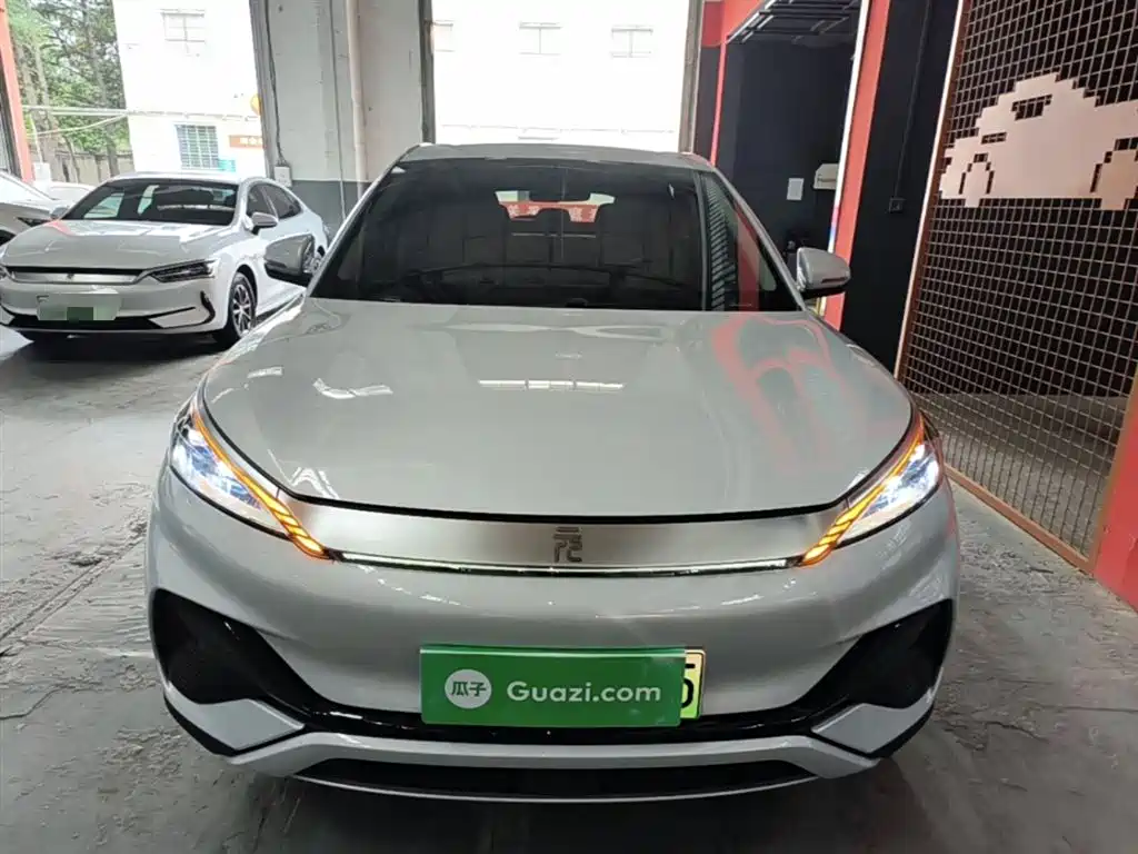 BYD Yuan PLUS 2024 Glory Edition 510KM Leading фото 3