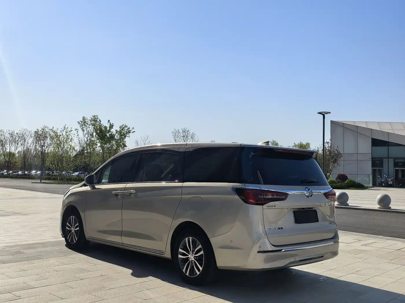 Buick GL8 2023 ES Landmaster Exclusive фото 6