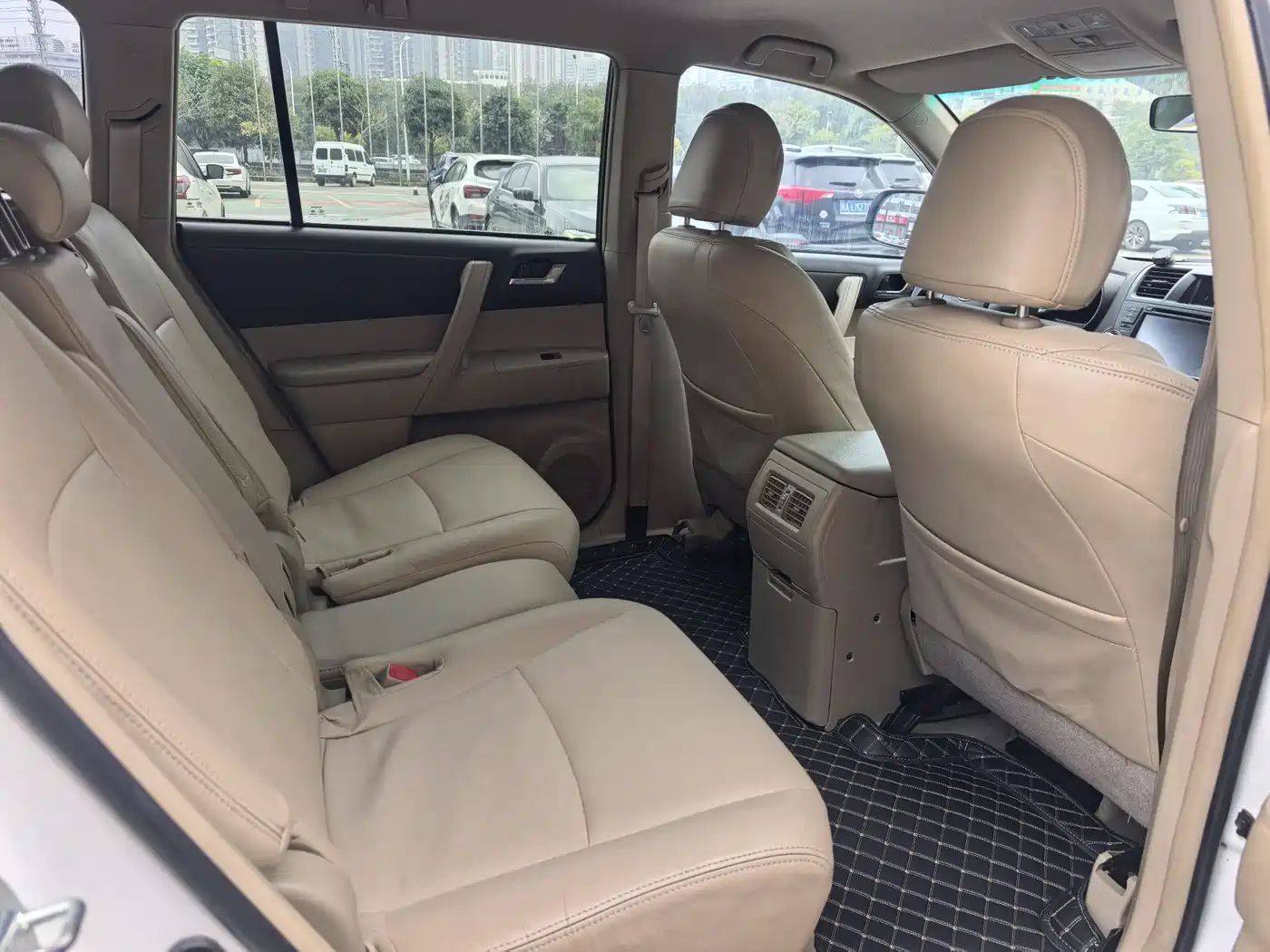 Toyota Highlander 2012 2.7L 2WD 5-seater Elite Edition фото 11