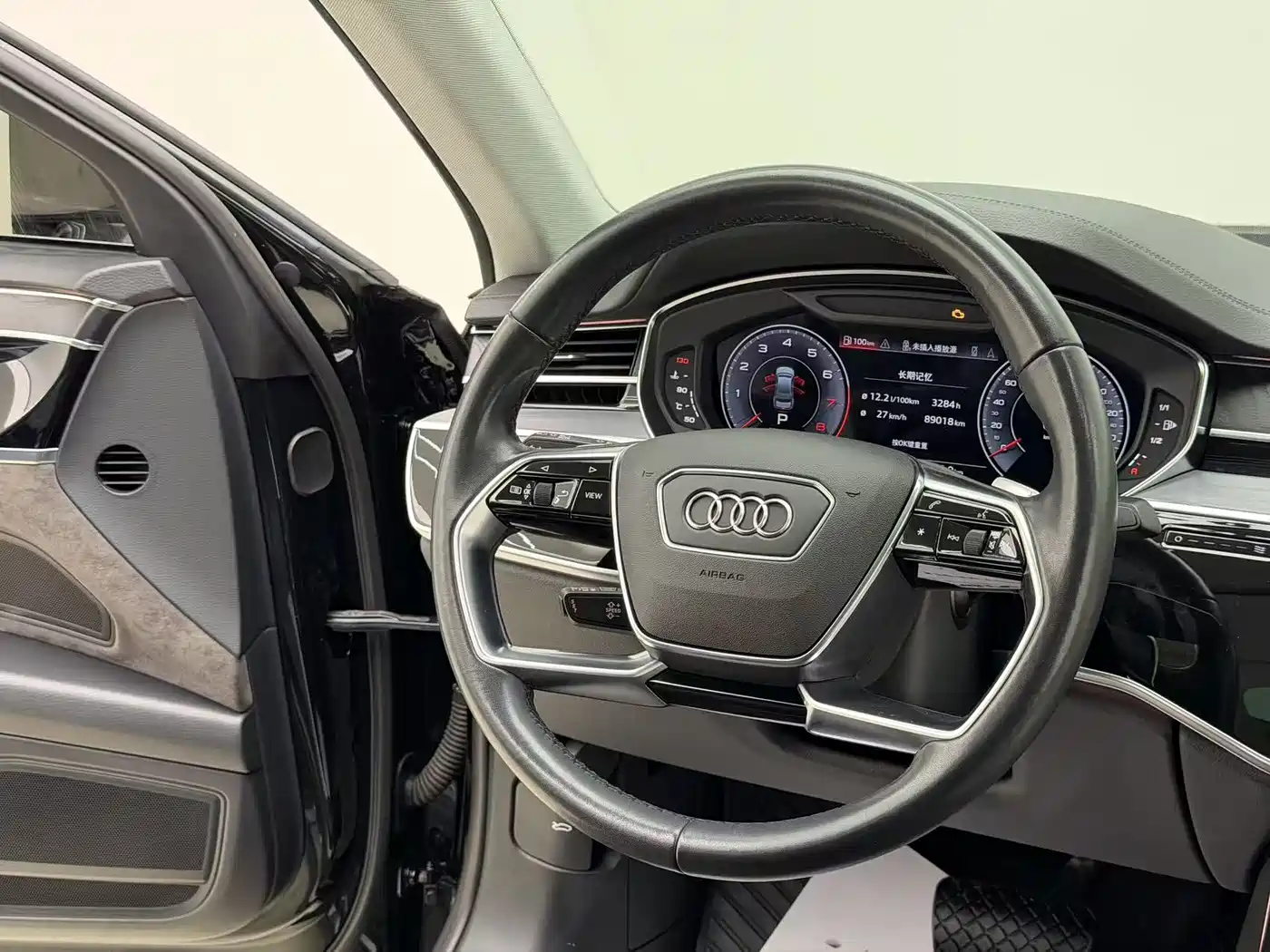 Audi A8 2021 A8L 50 TFSI quattro Comfort фото 23