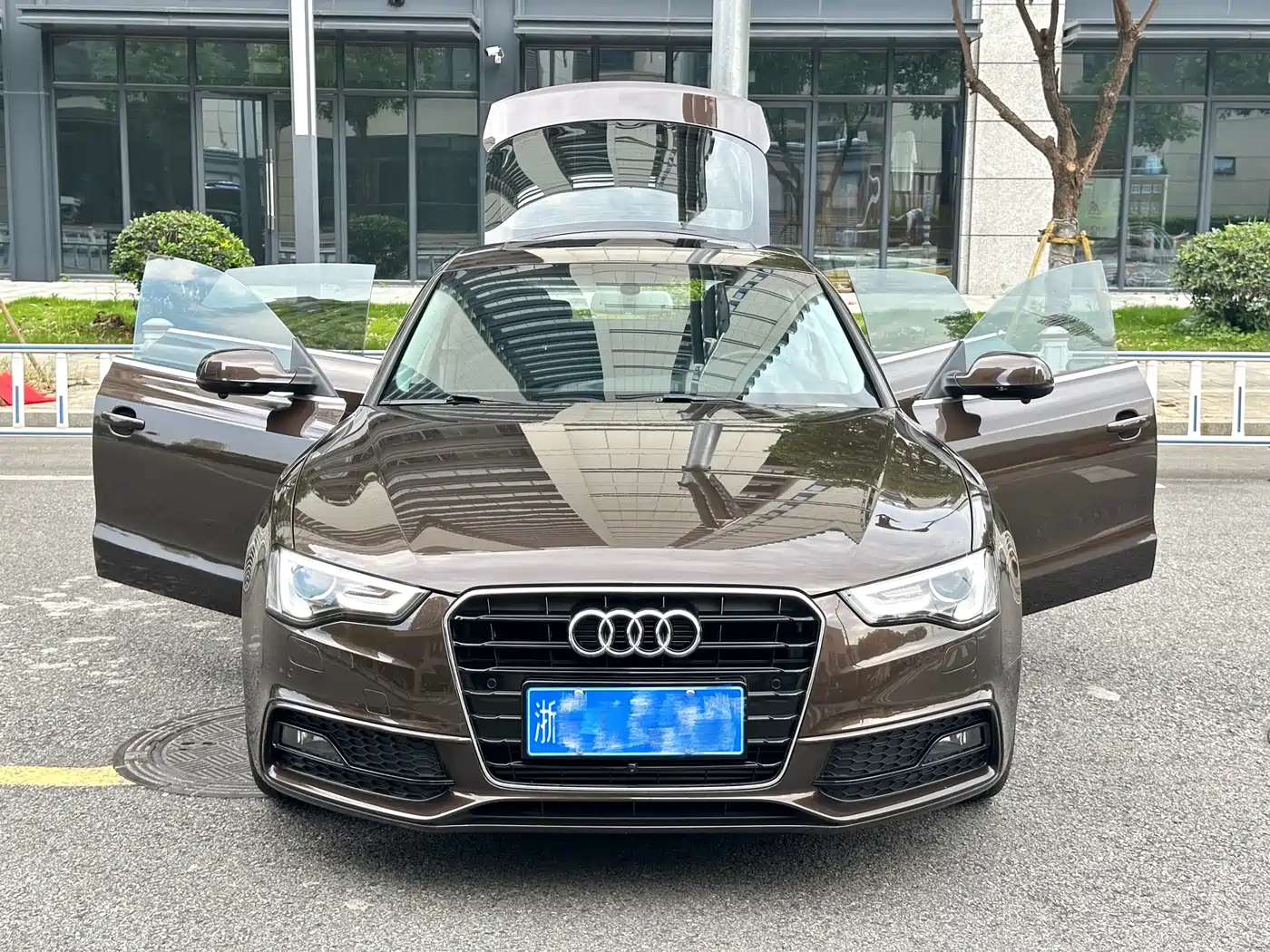 Audi A5 (Import) 2016 Facelift Sportback 45 TFSI Comfort фото 4