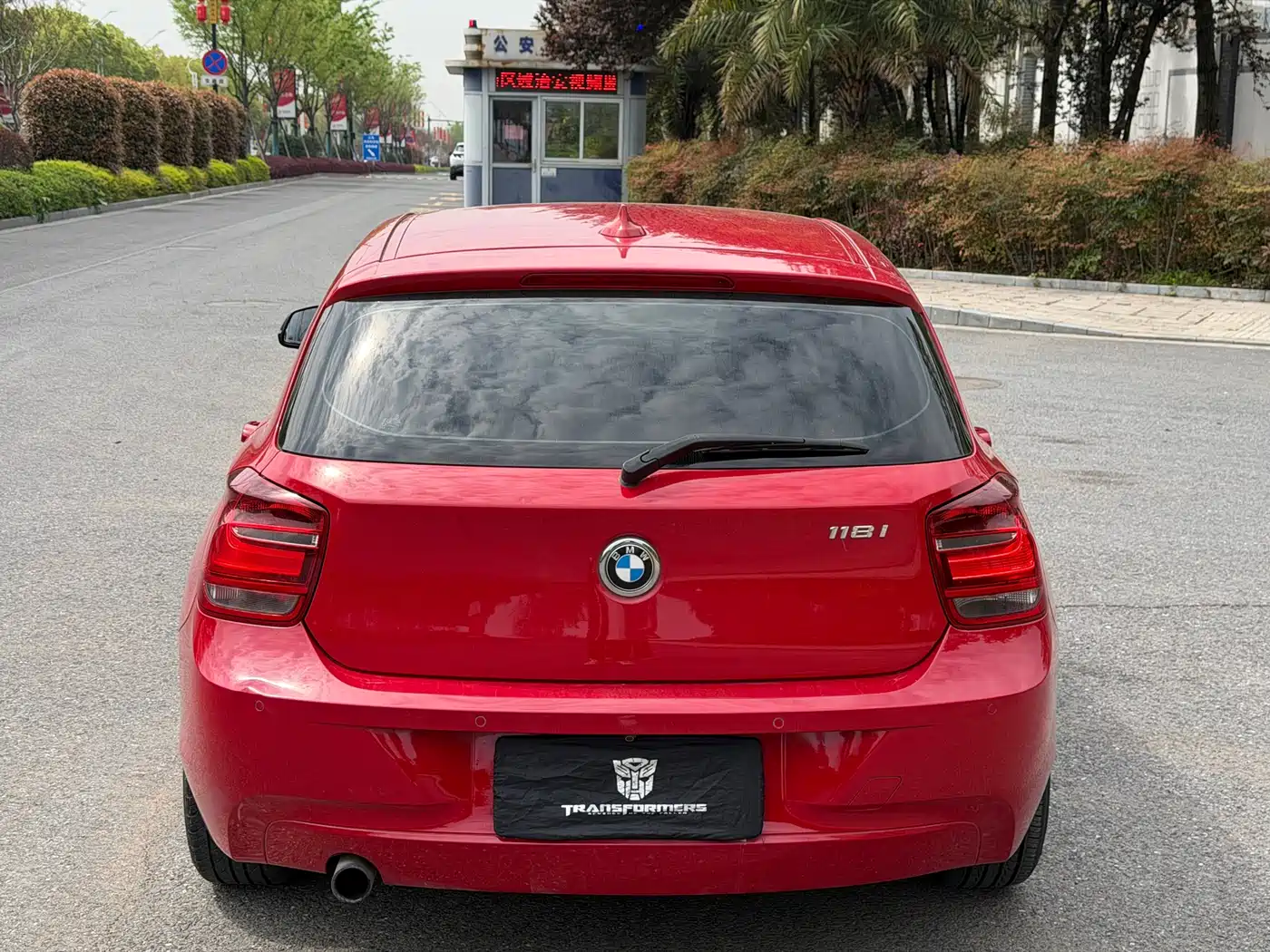 BMW 1 Series (Import) 2013 Facelift 118i Leading Model фото 7