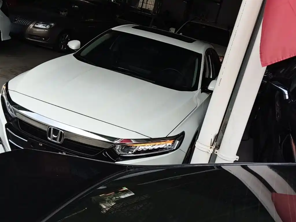 Honda Accord 2022 260TURBO Luxury Edition