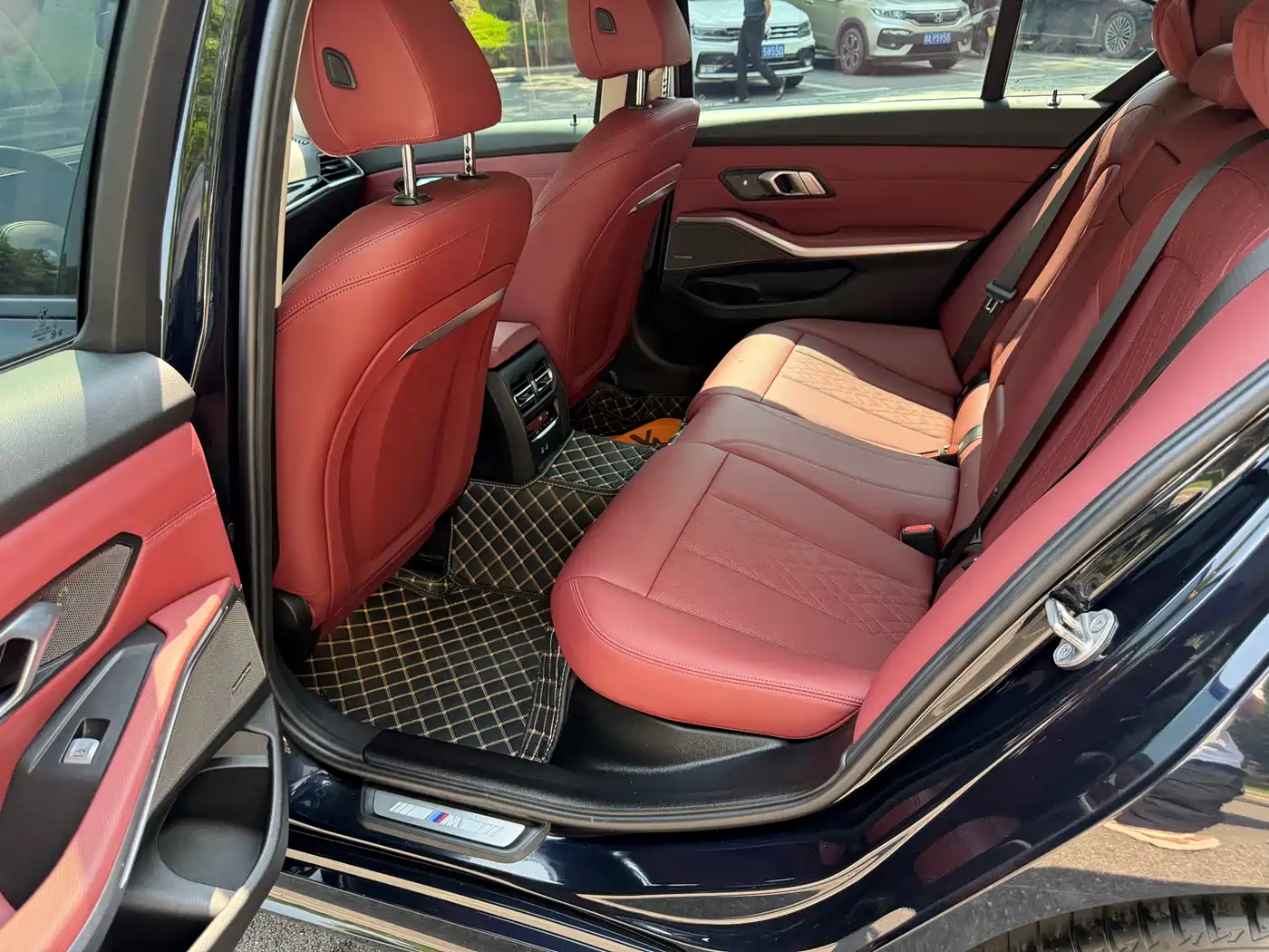 BMW 3-SERIES