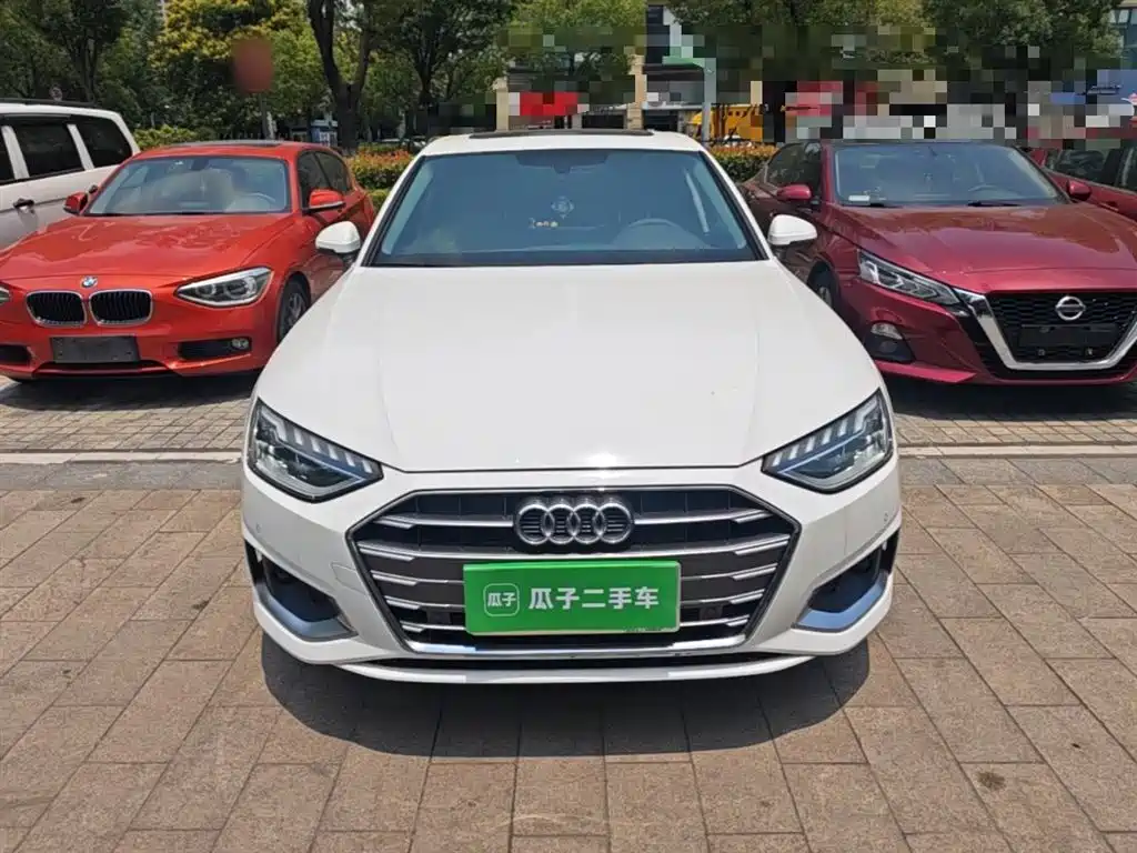 Audi A4L 2022 40 TFSI Luxury Elegance фото 3