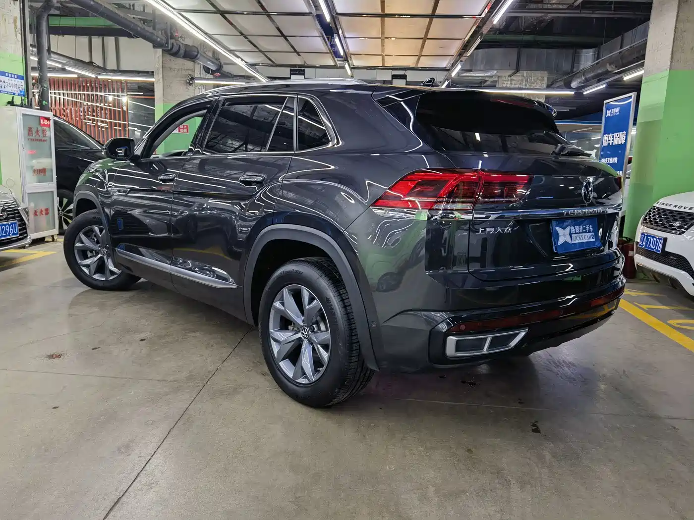 Volkswagen Teramont 2022 Teramont X 330TSI 2WD Luxury фото 6
