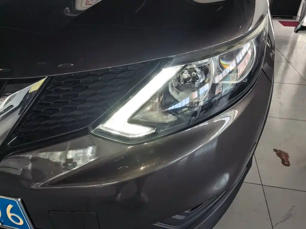 Фото 24 - Nissan Qashqai