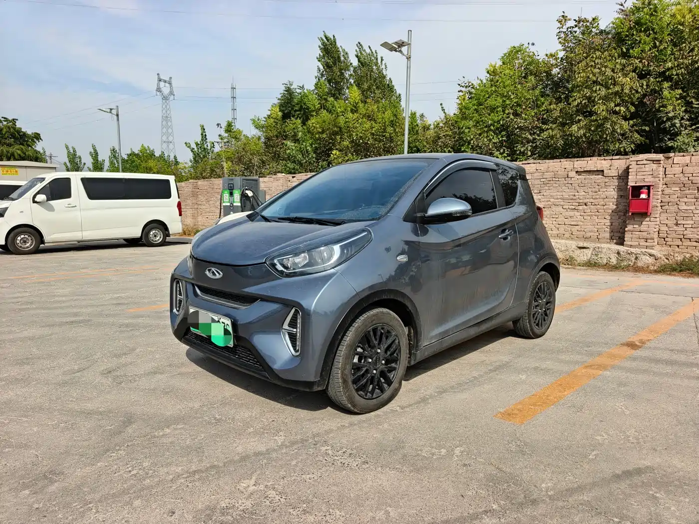 2024 QQ New Energy Little Ant