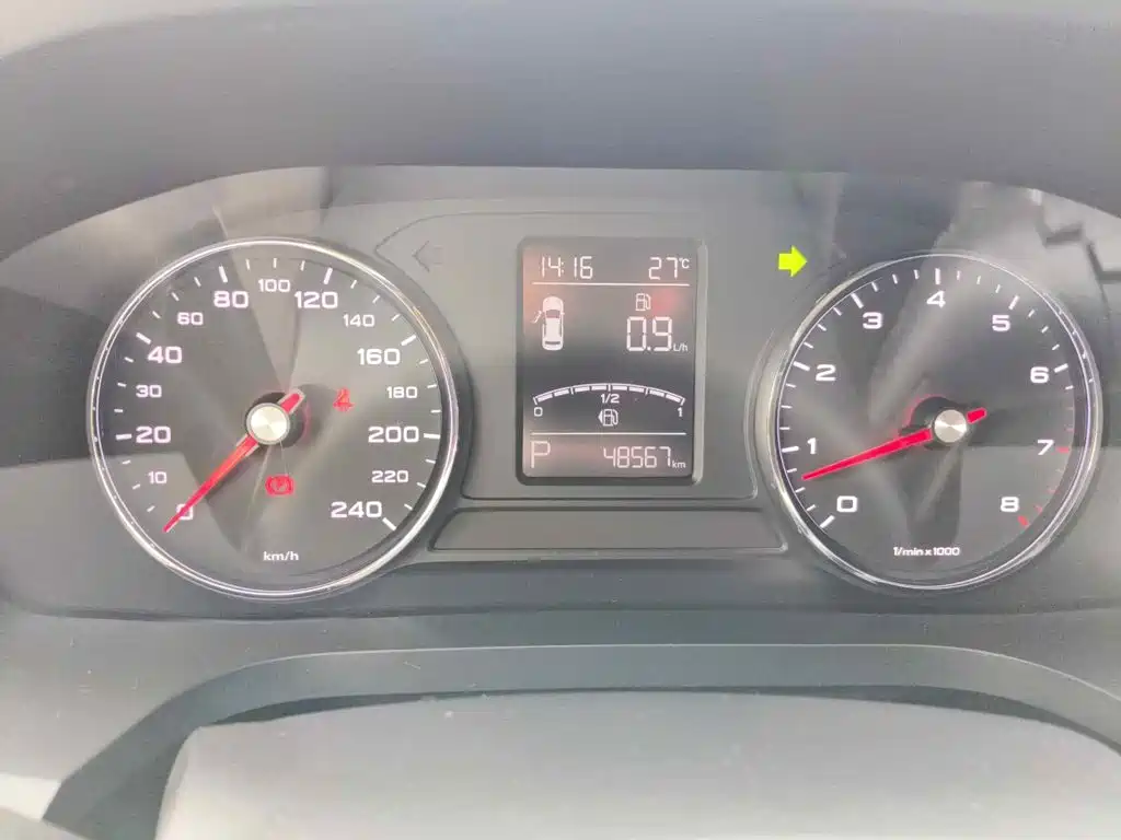 Фото 4 - Roewe i6