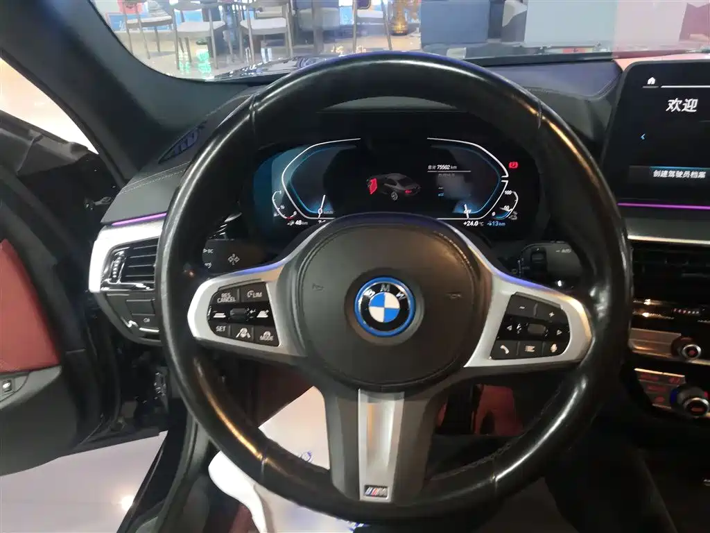 BMW 5 Series New Energy 2022 Facelift II 535Le Pioneer Edition M Sport Package фото 14
