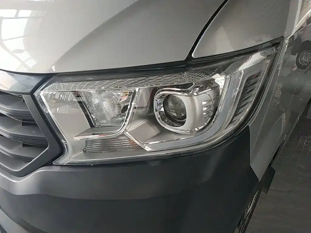 Changan Kuayue Kuayuexing V3 2025 2023 1.5L Gasoline Enjoyment 5-seater Passenger Vehicle