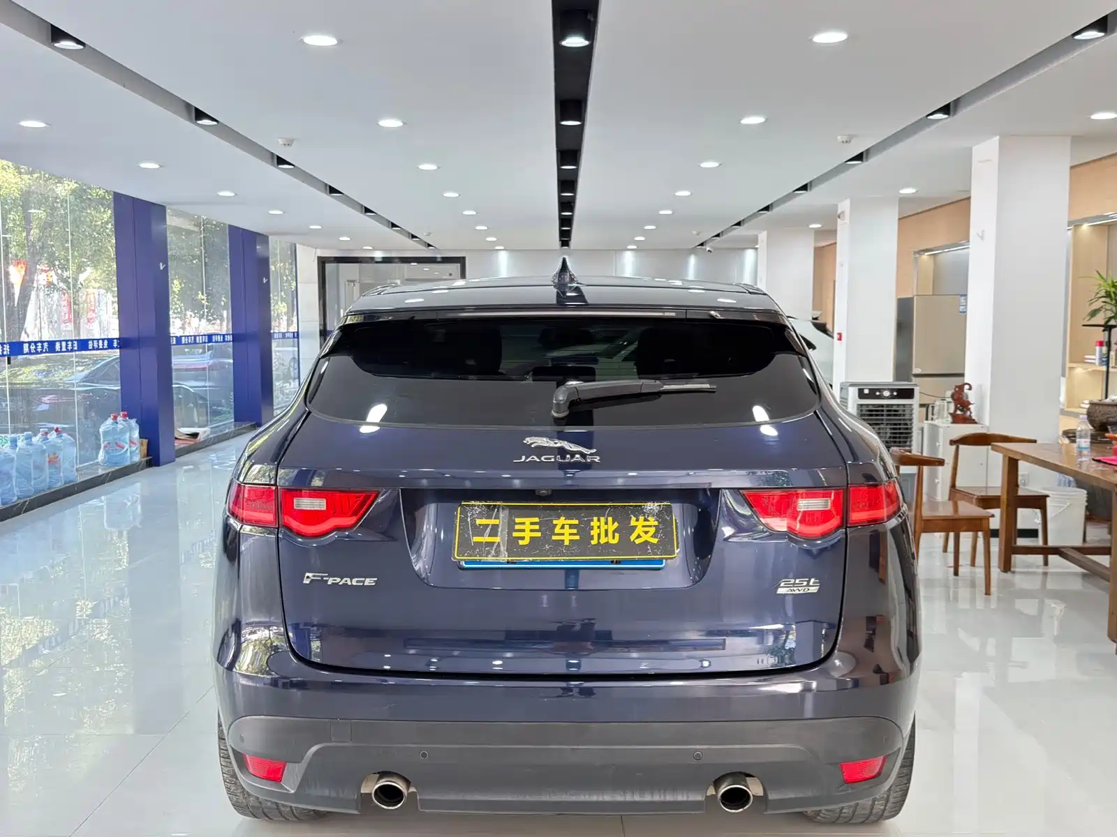 Фото 8 - Jaguar F-PACE
