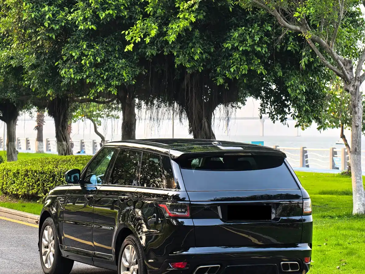 Land Rover Range Rover Sport 2014 3.0 SC V6 HSE фото 6