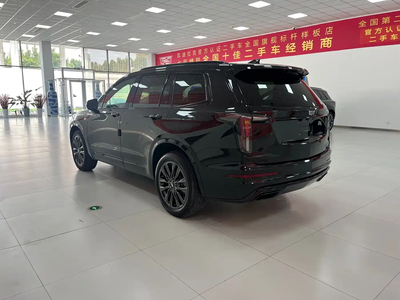 Cadillac XT6 2024 2025 2.0T 6-Seater AWD Executive Black Label Edition