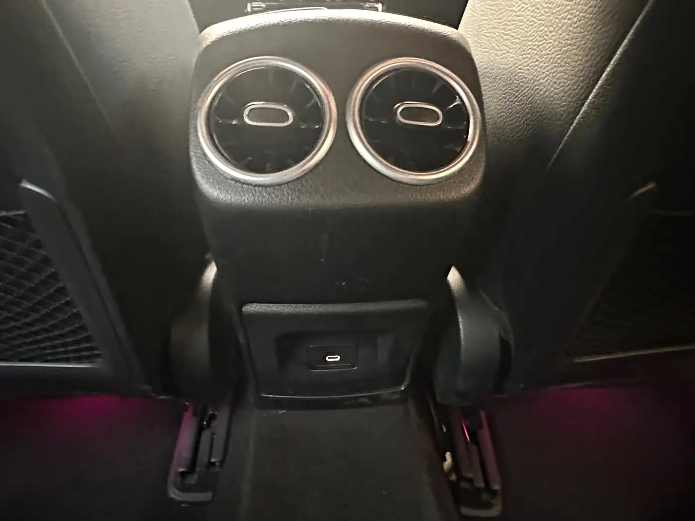 Mercedes-Benz A-Class 2023 A 200 L Fashion фото 29