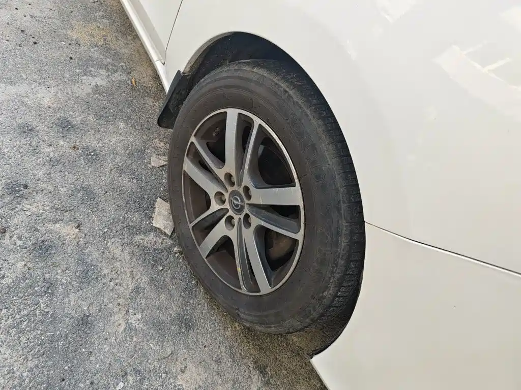 Фото 8 - Haima V70