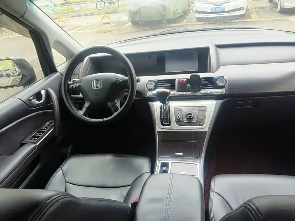 Honda Elysion 2013 2012 2.4L VTi Comfort Edition
