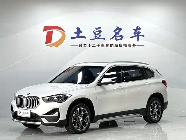BMW X1 sDrive20Li, Стиль