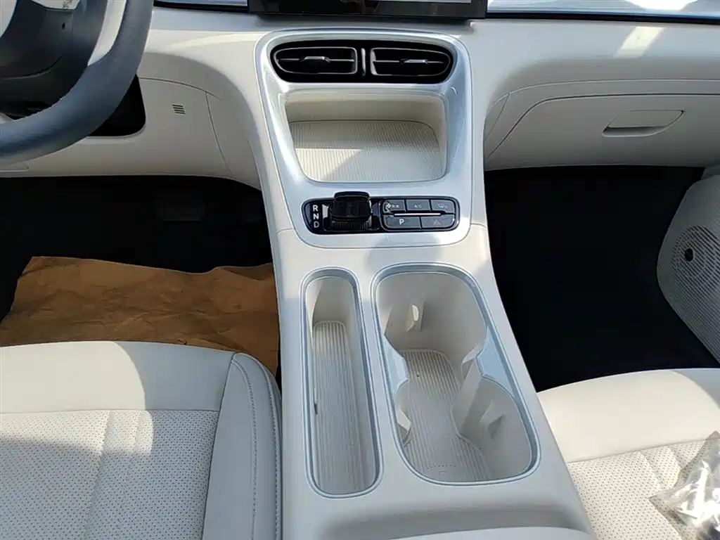 Geely Galaxy Starry Wish 2026 Edition 310km Youth Version фото 14