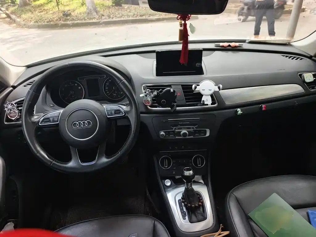 Audi Q3 2016 Model 30 TFSI Style фото 13