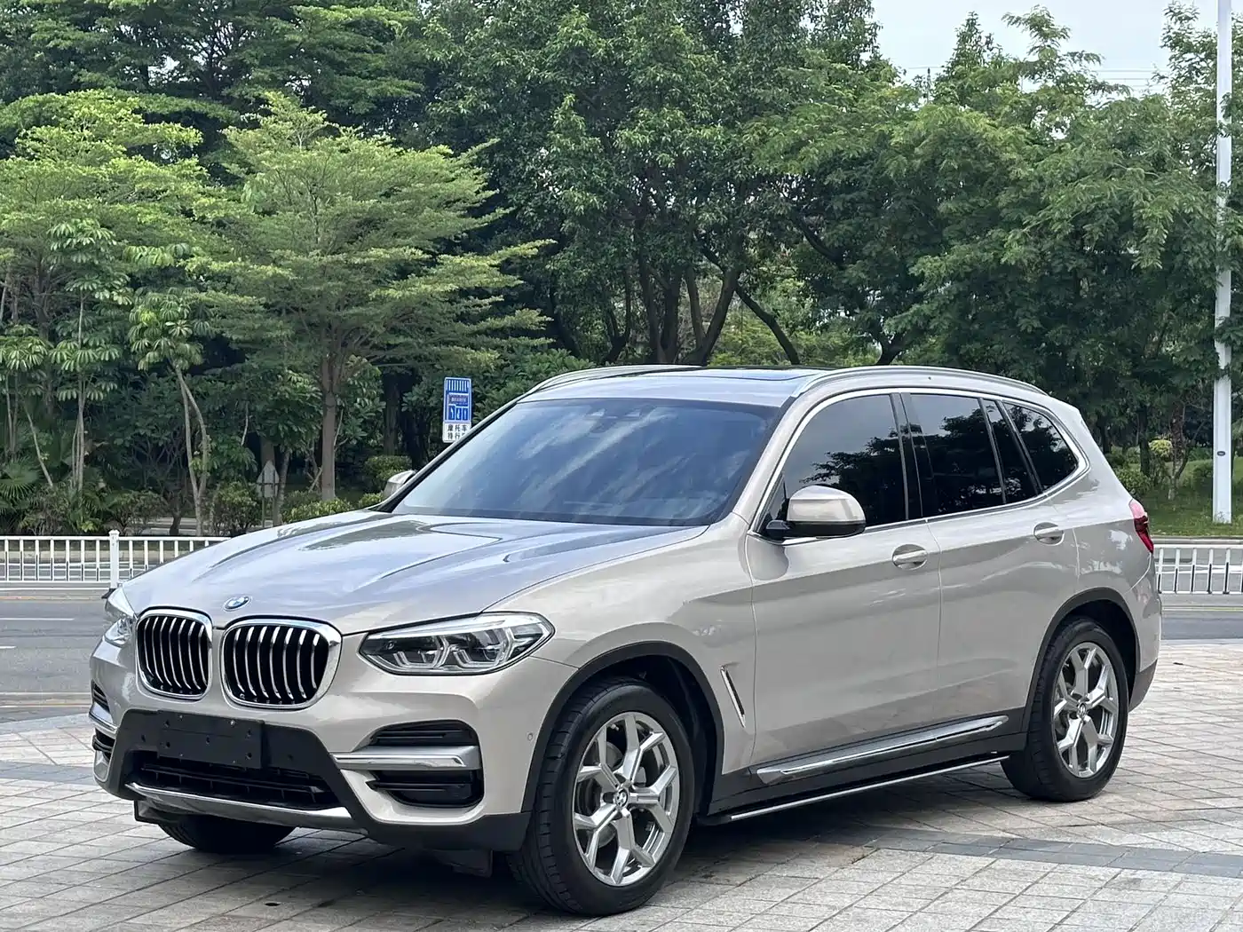 BMW X3 2021 xDrive28i Luxury Package