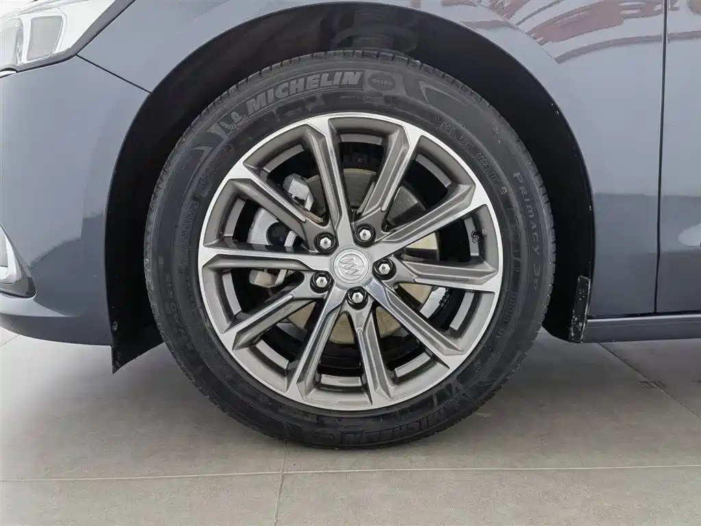 Buick LaCrosse 2019 28T Luxury Edition фото 17