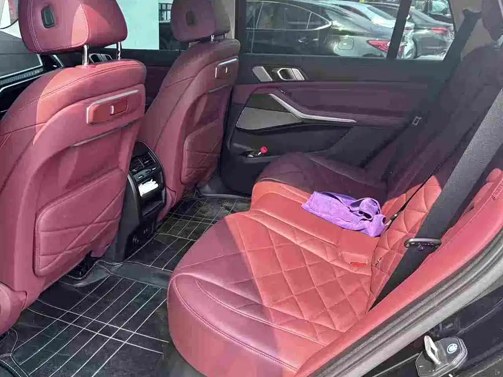 BMW X5 2023 xDrive 30Li Premium M Sport Package фото 6