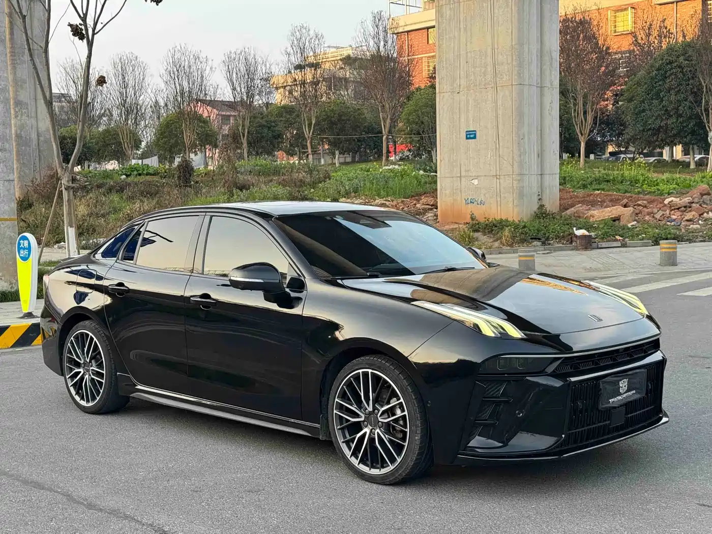 Lynk & Co 03 2023 2.0TD DCT Power Halo фото 3