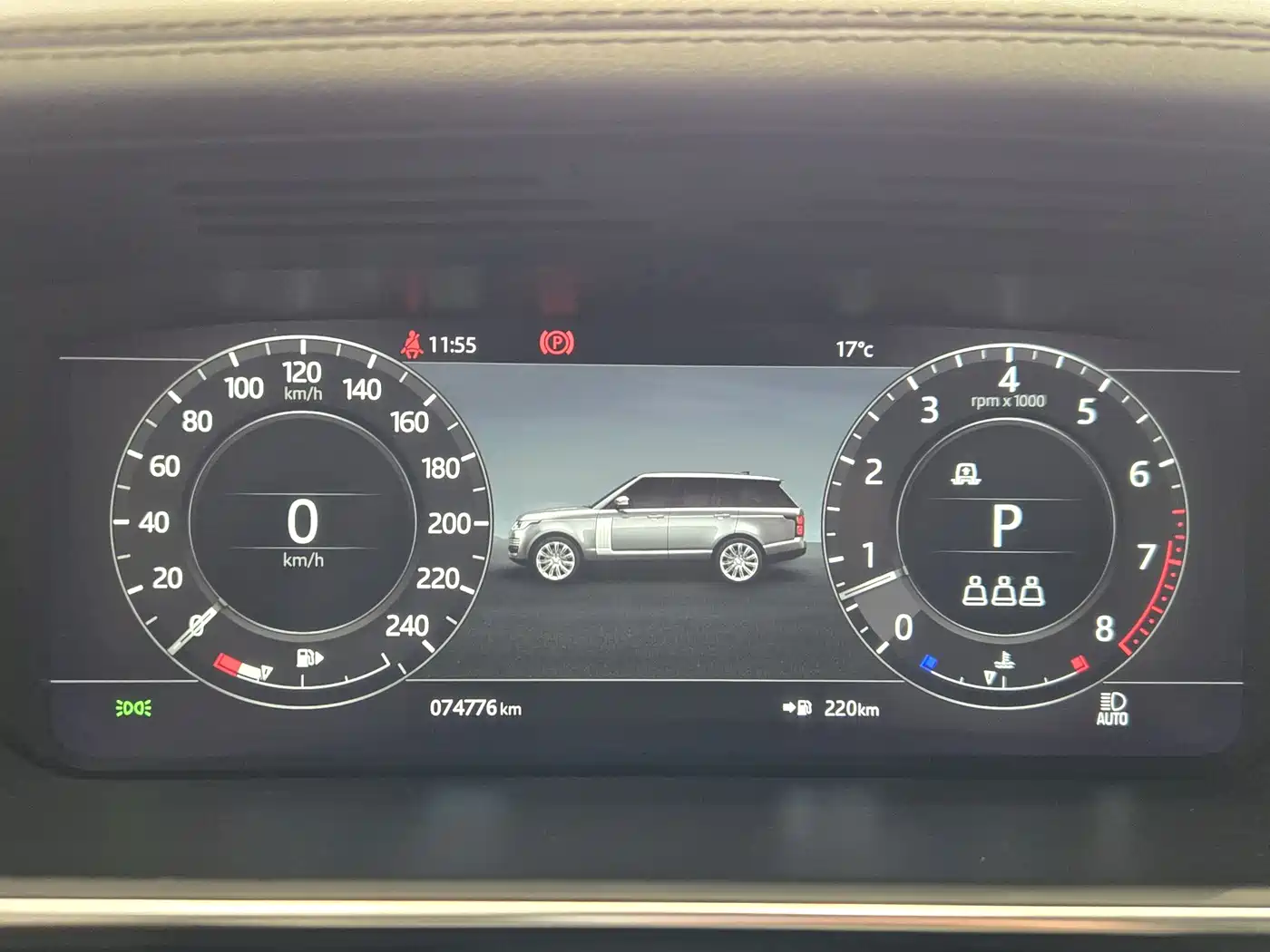 Land Rover Range Rover 2022 3.0 L6 360PS Golden Age Edition фото 19