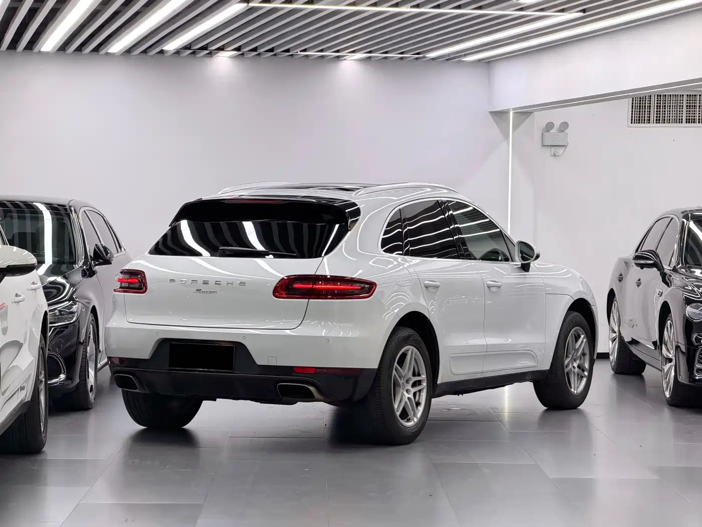 Porsche Macan 2017 Macan 2.0T фото 4