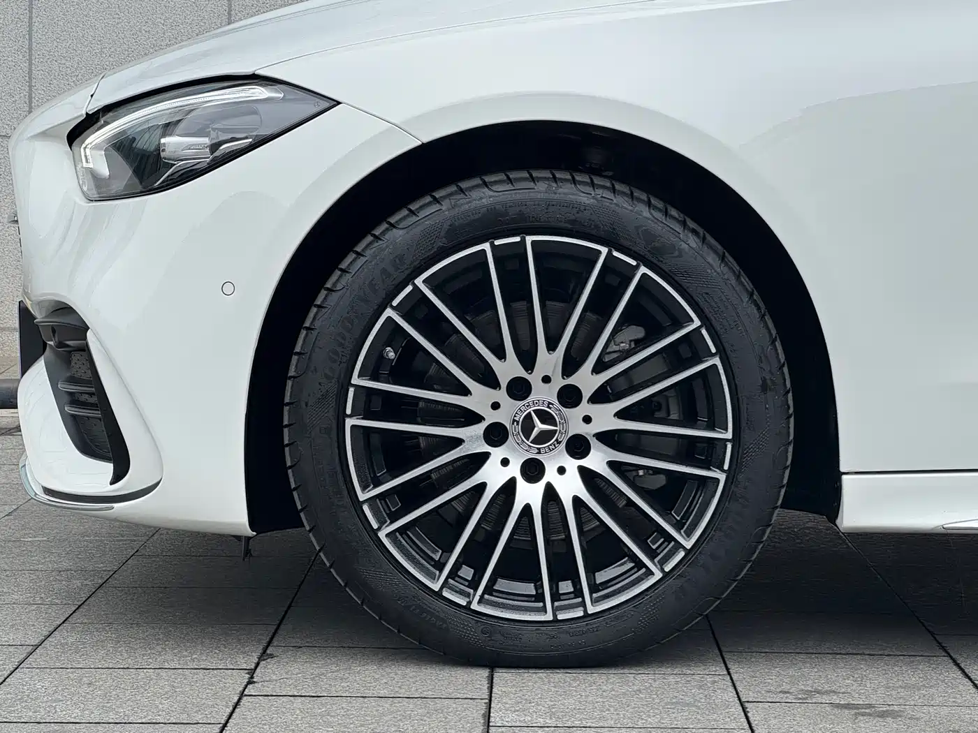 Mercedes-Benz C-Class 2025 C 200 L Sport Edition фото 5