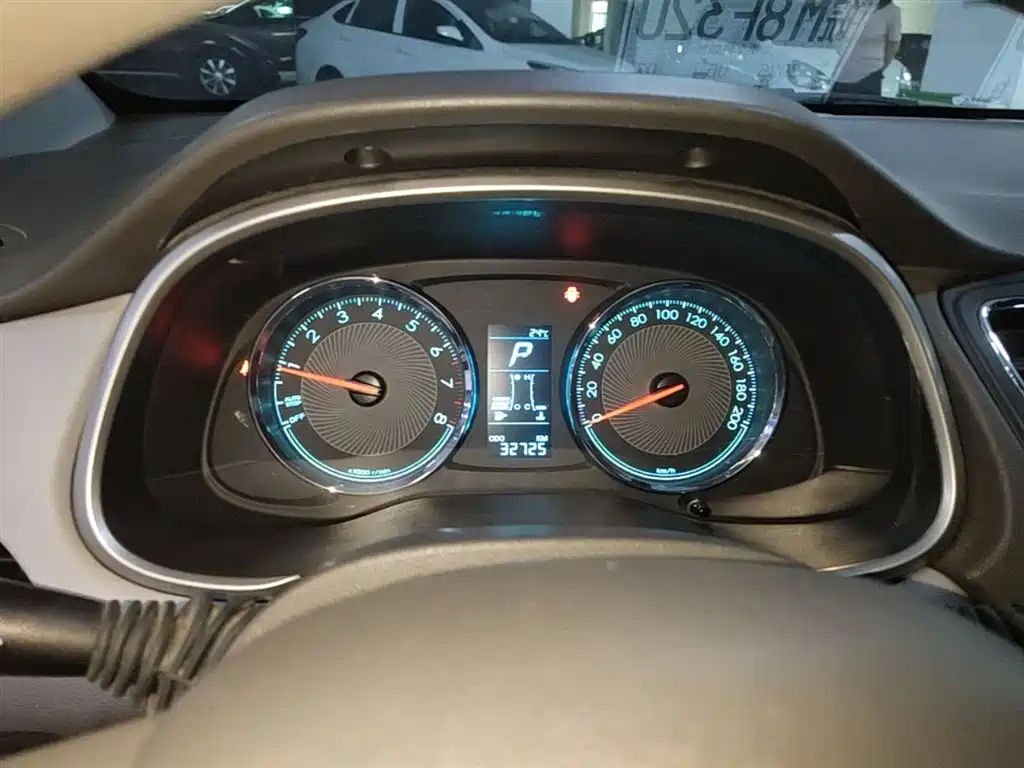 Chevrolet Lova RV 2016 1.5L Automatic Easy-Ride фото 12