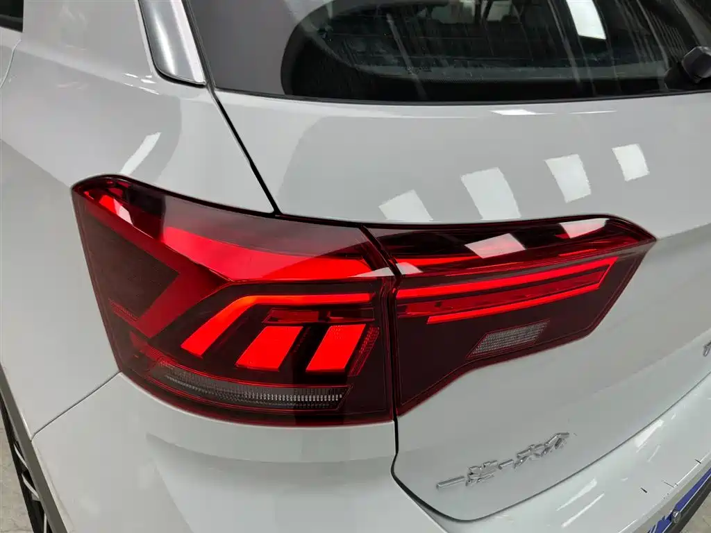 Volkswagen T-ROC 2022 280TSI DSG 2WD Comfort PLUS фото 7
