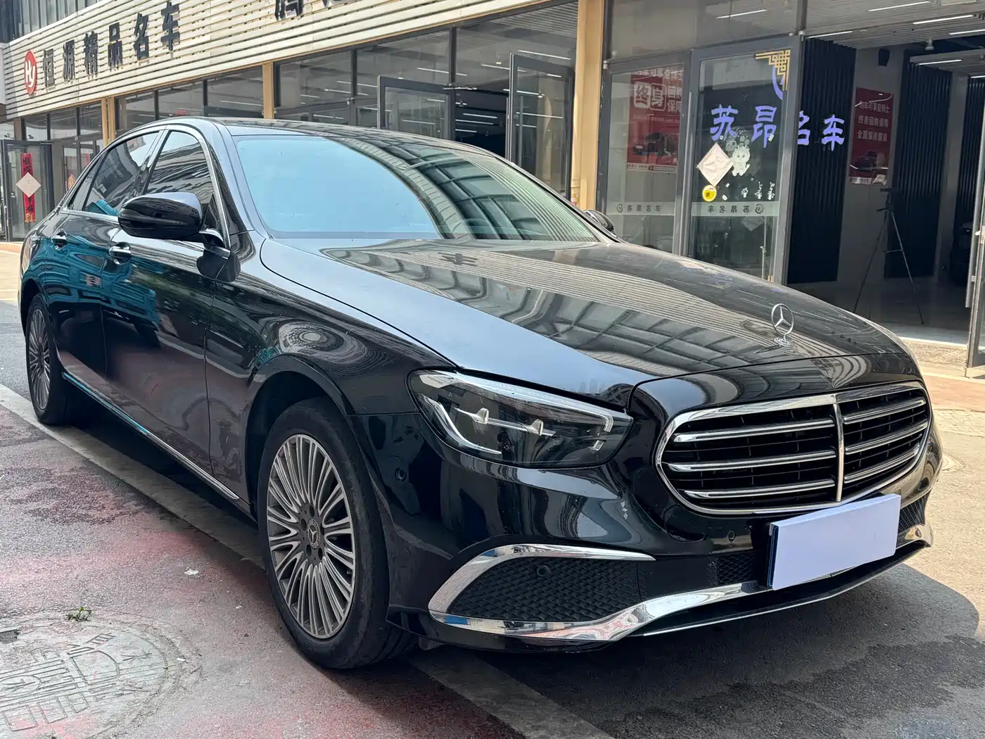 Mercedes-Benz E-Class 2022 E 260 L фото 3