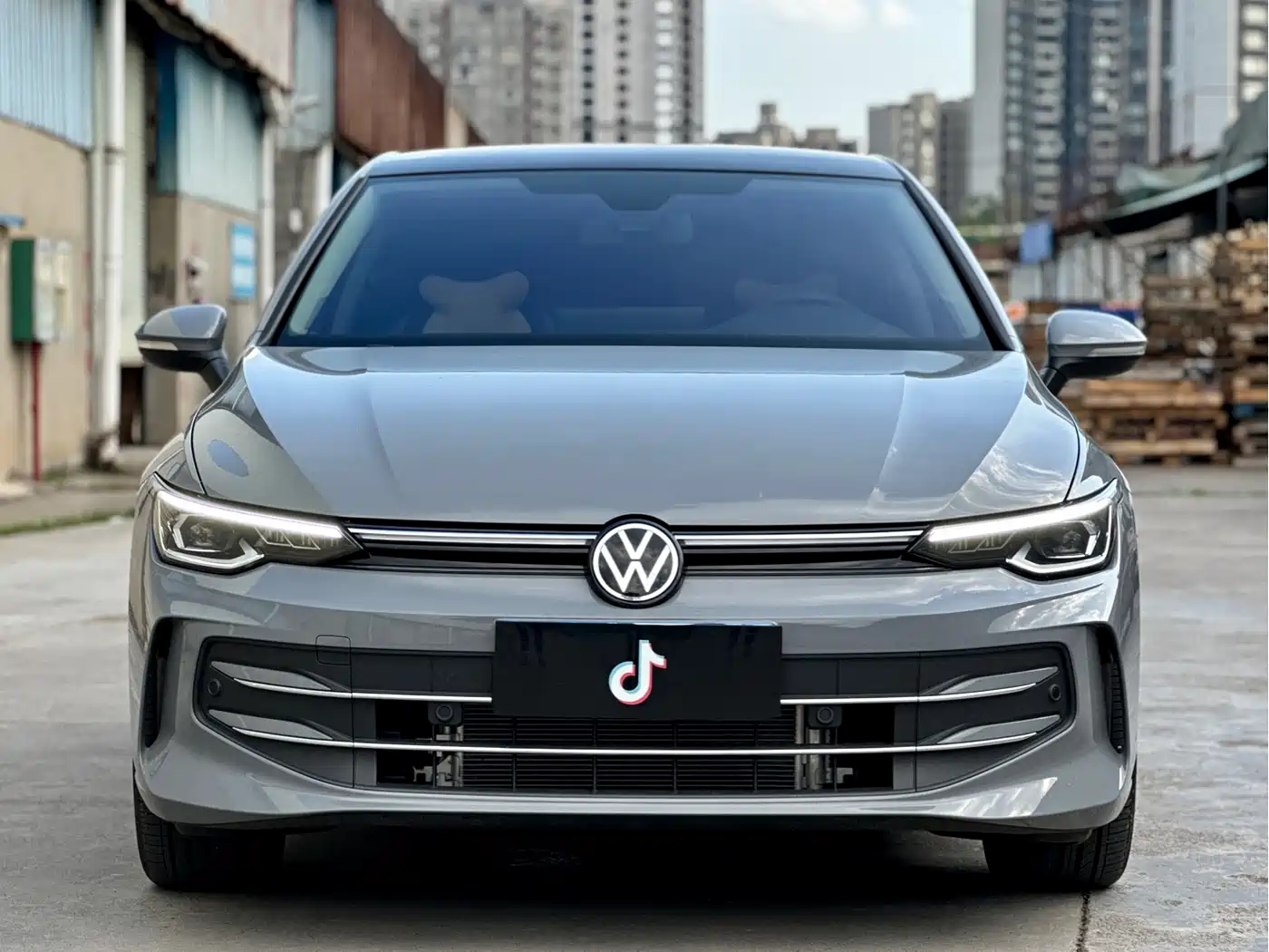 Volkswagen Golf 2026 300TSI Pro фото 2