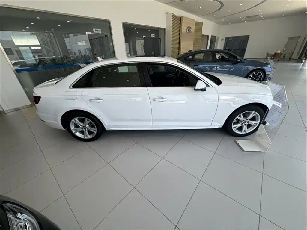 Audi A4L 2018 30th Anniversary 40 TFSI Progressive фото 16