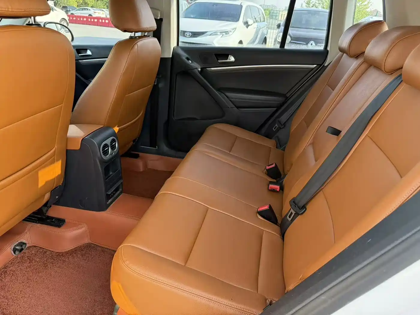 Volkswagen Tiguan 2016 Model 300TSI Automatic 2WD Trend Edition фото 6