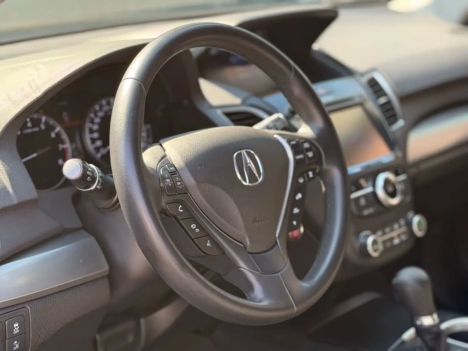 Photo 4 - Acura RDX (Import)
