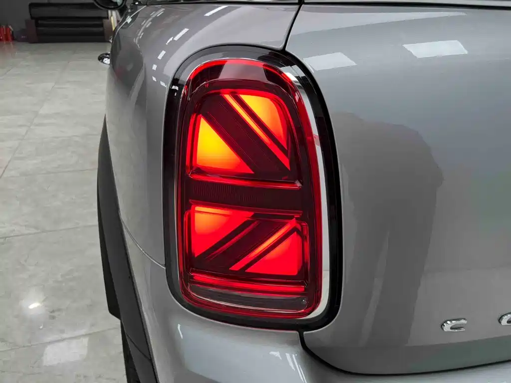 MINI COUNTRYMAN 2024 2023 1.5T COOPER ALL4 Connoisseur