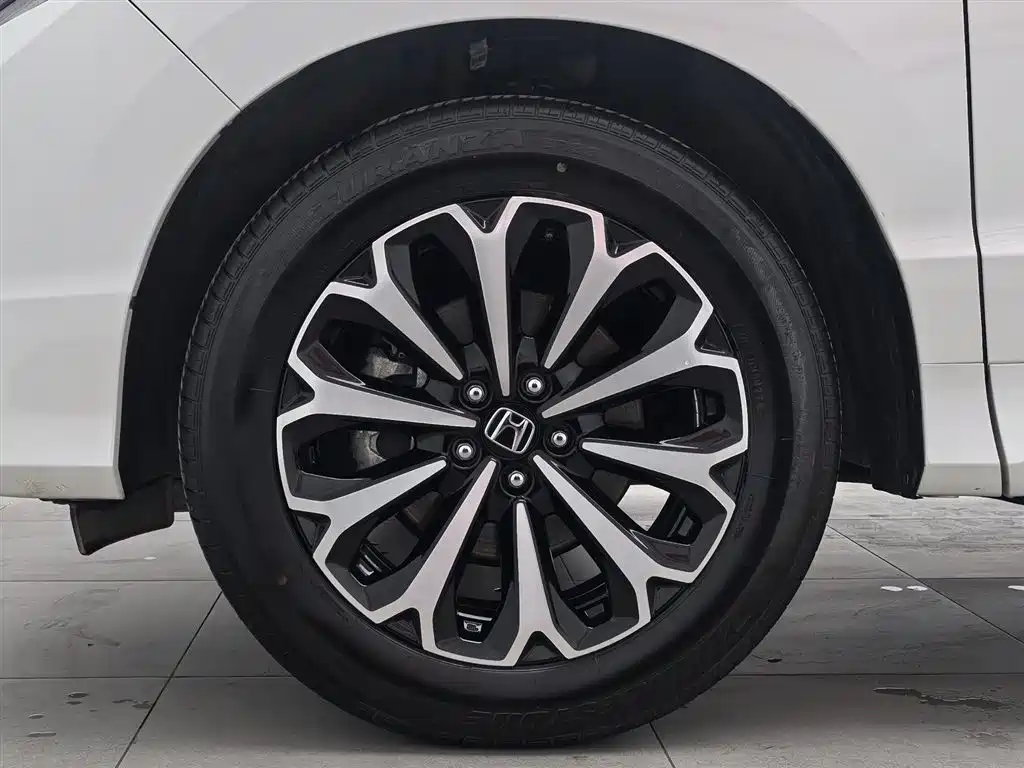 HONDA UR-V