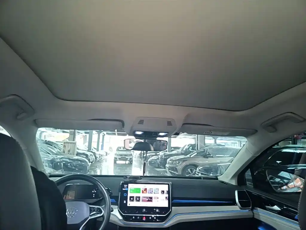 Volkswagen ID.6 CROZZ 2022 Long Range PRO Edition фото 18